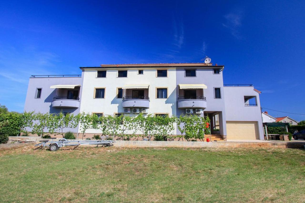 Vila Perunika Sukosan Exterior photo